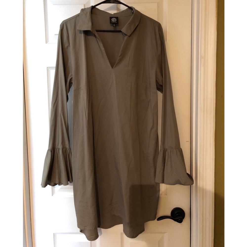 Green Mini Dress w/ Collar + Bell Sleeve